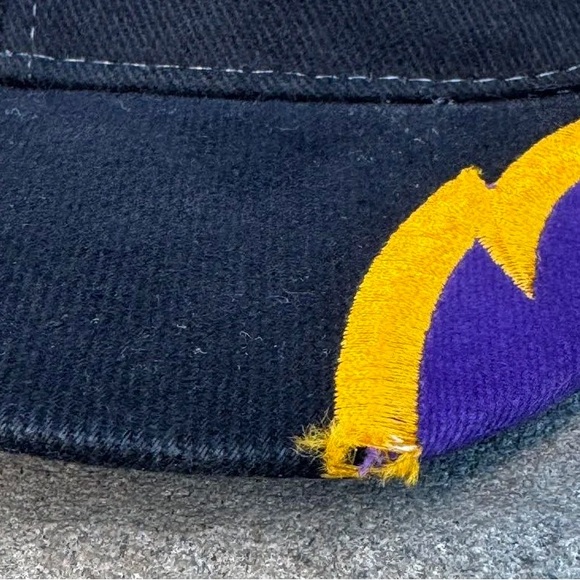 Vintage Drew Pearson Los Angeles Lakers Box Seat Hat